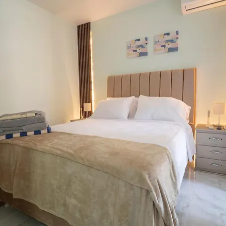 Aqualina 209 Y 512 Apartment