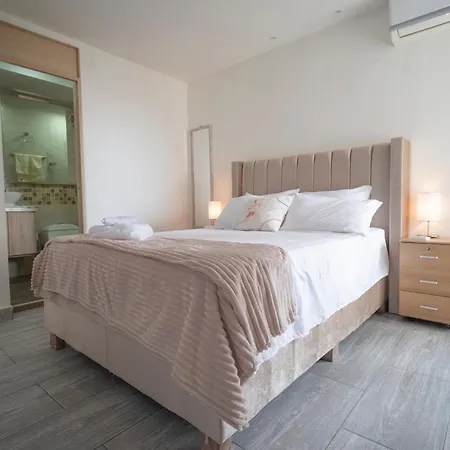 Apartment Aqualina 209 Y 512 *
